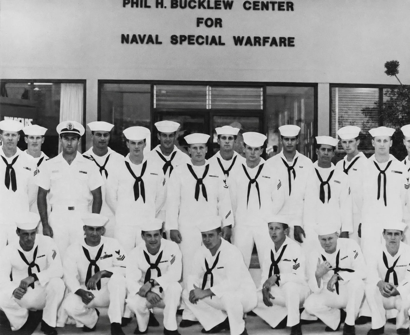 Promoción del Naval Special Warfare Center